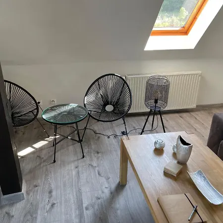 Fewo Am Fusse Der Landeskrone Mit Sauna 3og