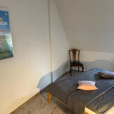 Apartment Fewo Am Fusse Der Landeskrone Mit Sauna 3og